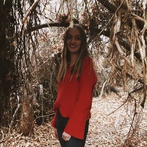 Meet your Posher, Raquel